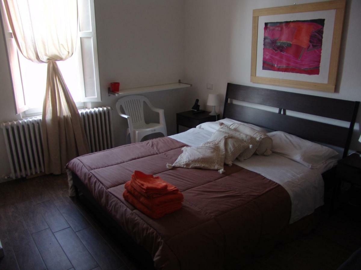 Hotel Le Ciel d'Orphèe à Pise Extérieur photo